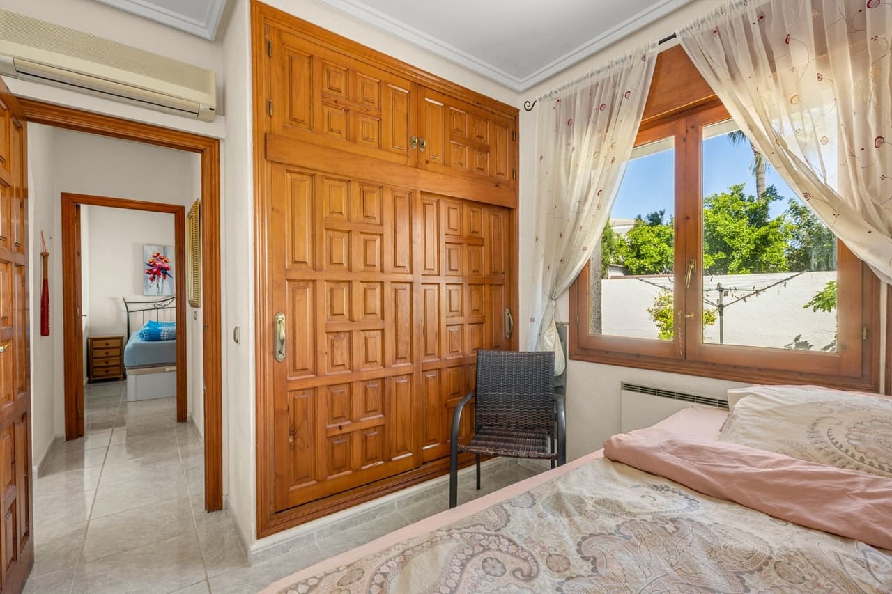 5 chambre Villa/Maison à vendre à Ciudad Quesada avec piscine garage - 480 000 € (Ref: 10012930)