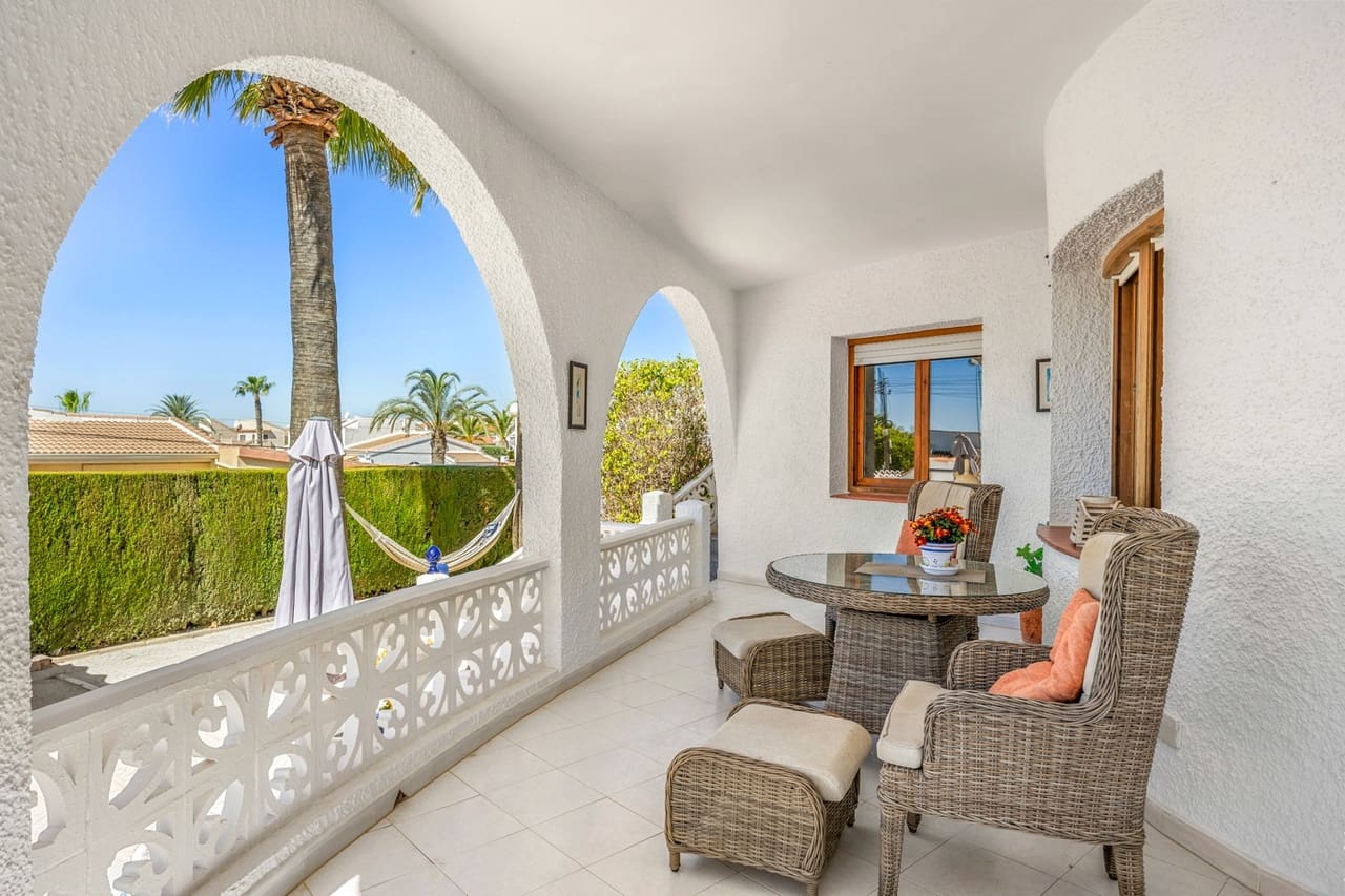5 chambre Villa/Maison à vendre à Ciudad Quesada avec piscine garage - 480 000 € (Ref: 10012930)