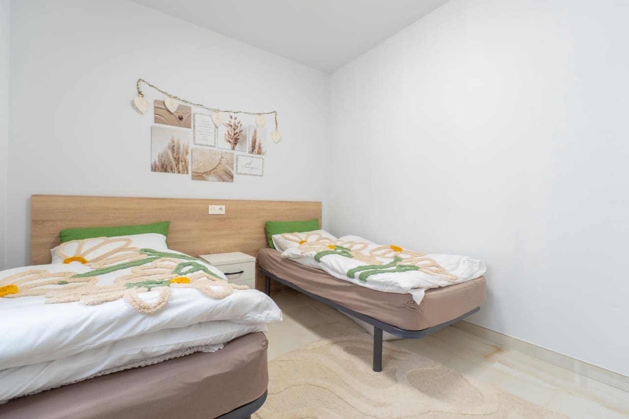 2 slaapkamer Appartement te koop in Orihuela Costa met zwembad garage - € 264.000 (Ref: 10012934)