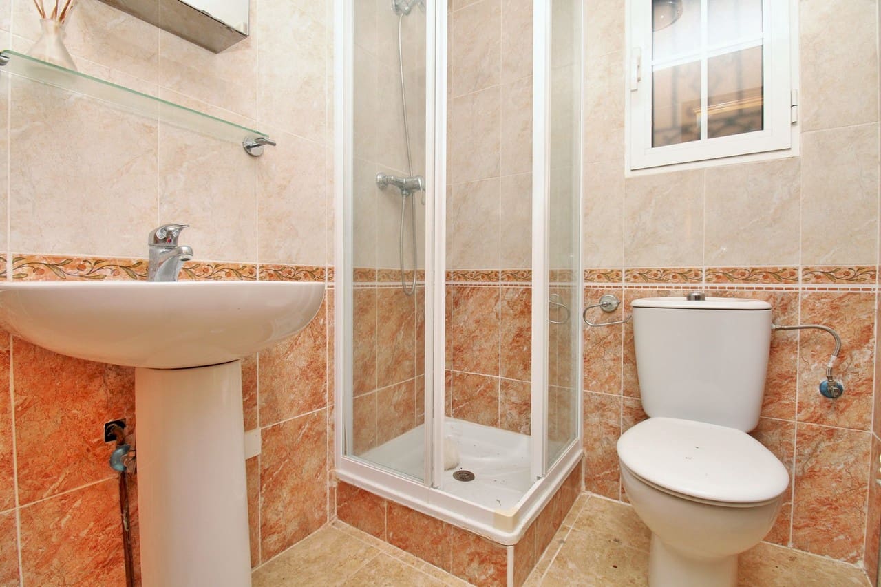 3 sovrum Hus till salu i Villamartin med pool garage - 199 950 € (Ref: 10017140)