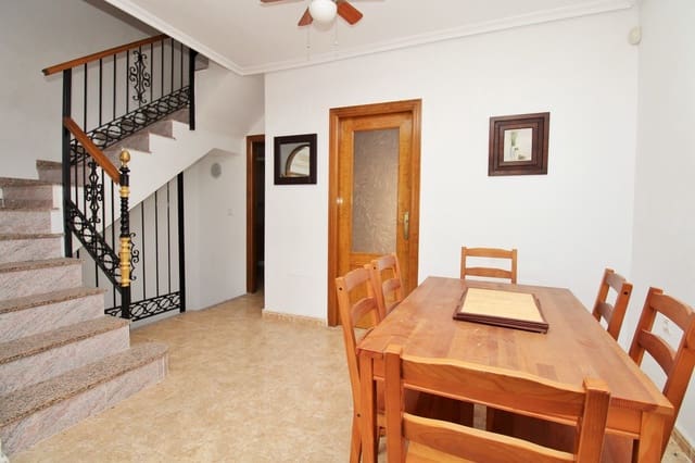 3 soveværelse Byhus til salg i Villamartin, Orihuela med swimmingpool garage - € 199.950 (Ref: 10017140)