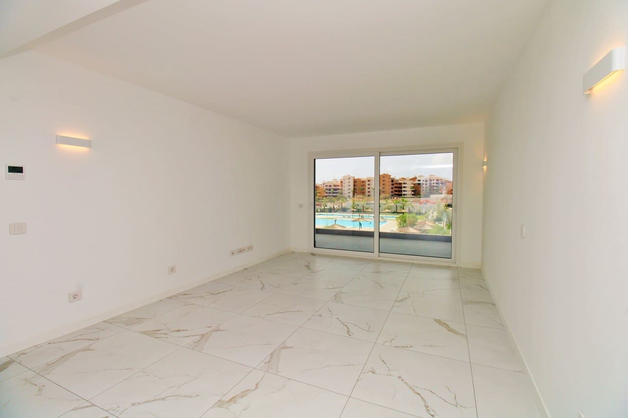 Apartamento de 2 habitaciones en Orihuela Costa en venta con piscina garaje - 359.900 € (Ref: 10017142)
