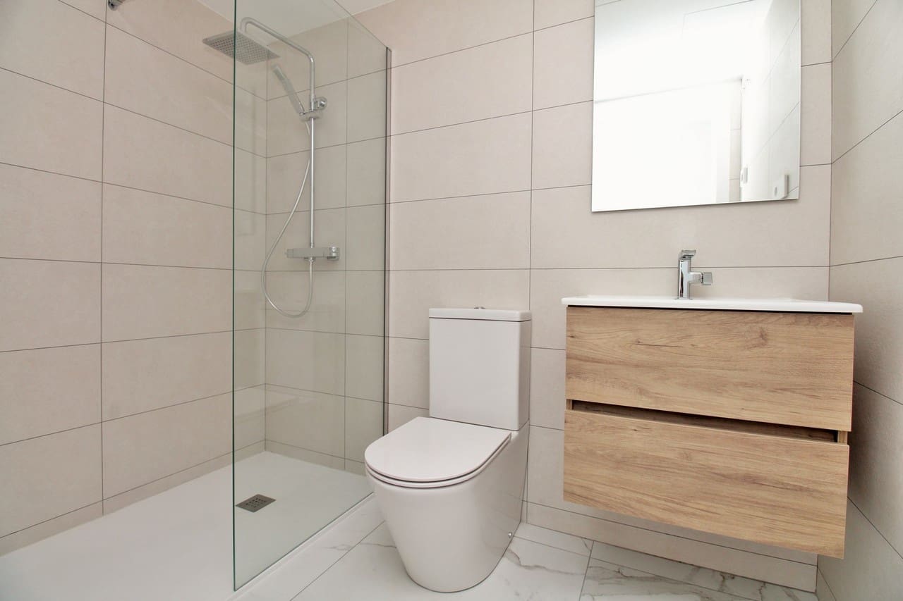 Apartamento de 2 habitaciones en Orihuela Costa en venta con piscina garaje - 359.900 € (Ref: 10017142)
