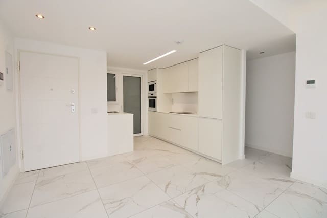 Apartamento de 2 habitaciones en Punta Prima, Orihuela en venta con piscina garaje - 359.900 € (Ref: 10017142)