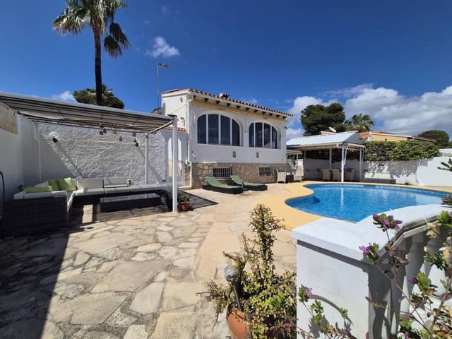 3 chambre Villa/Maison à vendre à Casco Urbano, Teulada-Moraira avec piscine garage - 915 000 € (Ref: 10017173)