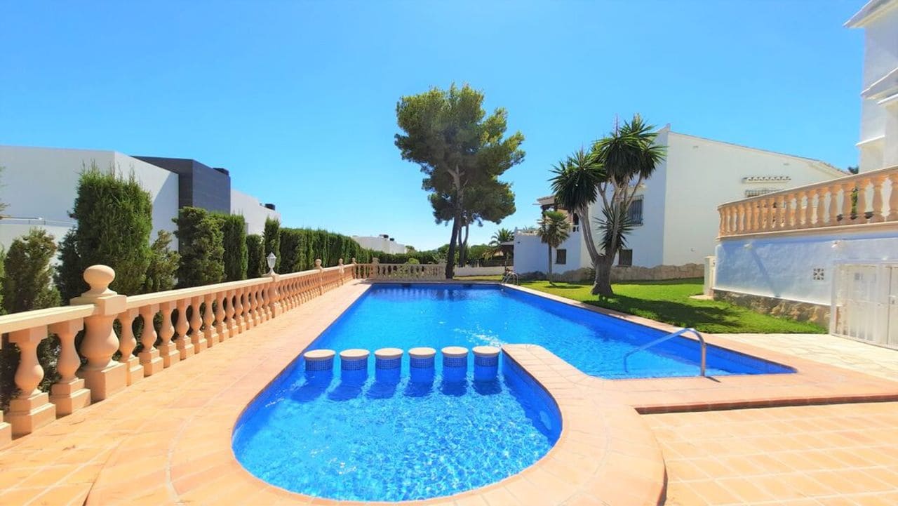 2 Zimmer Haus zu verkaufen in Moraira mit Pool Garage - 465.000 € (Ref: 10017174)