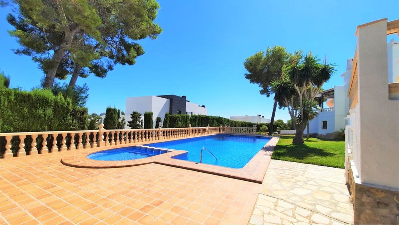 2 Zimmer Haus zu verkaufen in Moraira mit Pool Garage - 465.000 € (Ref: 10017174)