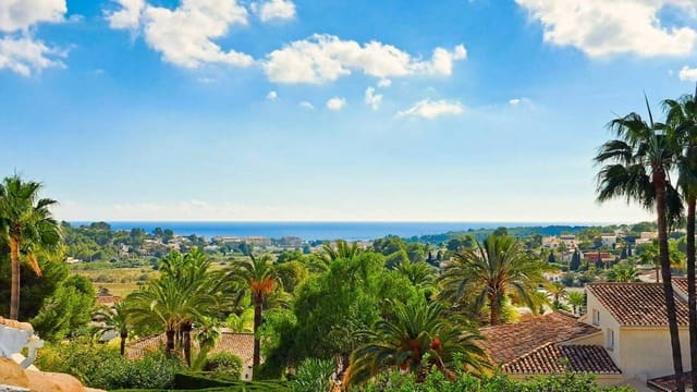 2 sypialnia Dom na sprzedaż w Casco Urbano, Teulada-Moraira z basenem garażem - 465 000 € (Ref: 10017174)