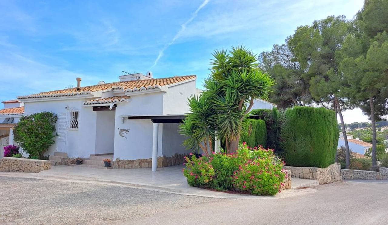 2 Zimmer Haus zu verkaufen in Moraira mit Pool Garage - 465.000 € (Ref: 10017174)