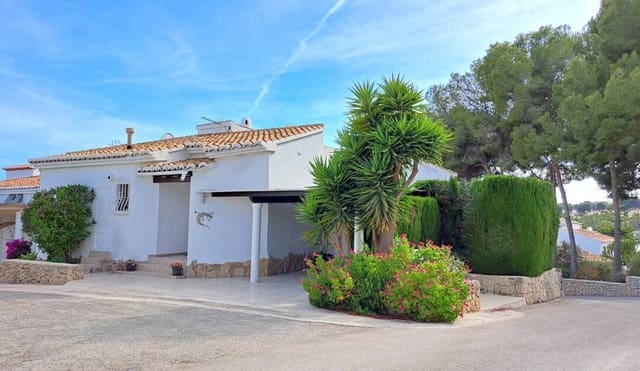 2 sypialnia Dom na sprzedaż w Casco Urbano, Teulada-Moraira z basenem garażem - 465 000 € (Ref: 10017174)