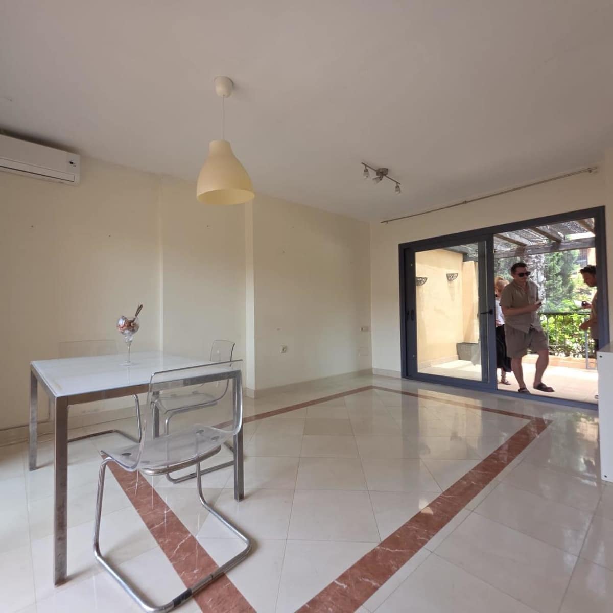 4 sovrum Hus till salu i Orihuela Costa med pool garage - 299 900 € (Ref: 10018291)