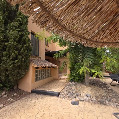 4 Zimmer Haus zu verkaufen in Dehesa de Campoamor, Orihuela mit Pool Garage - 299.900 € (Ref: 10018291)