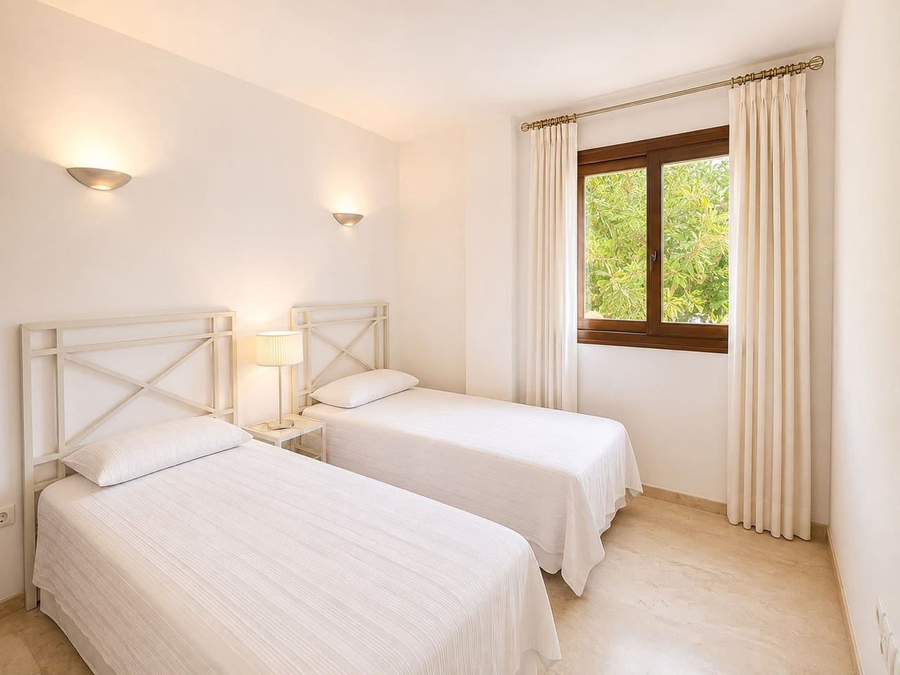 2 chambre Appartement à vendre à Orihuela Costa avec piscine garage - 239 995 € (Ref: 10018292)