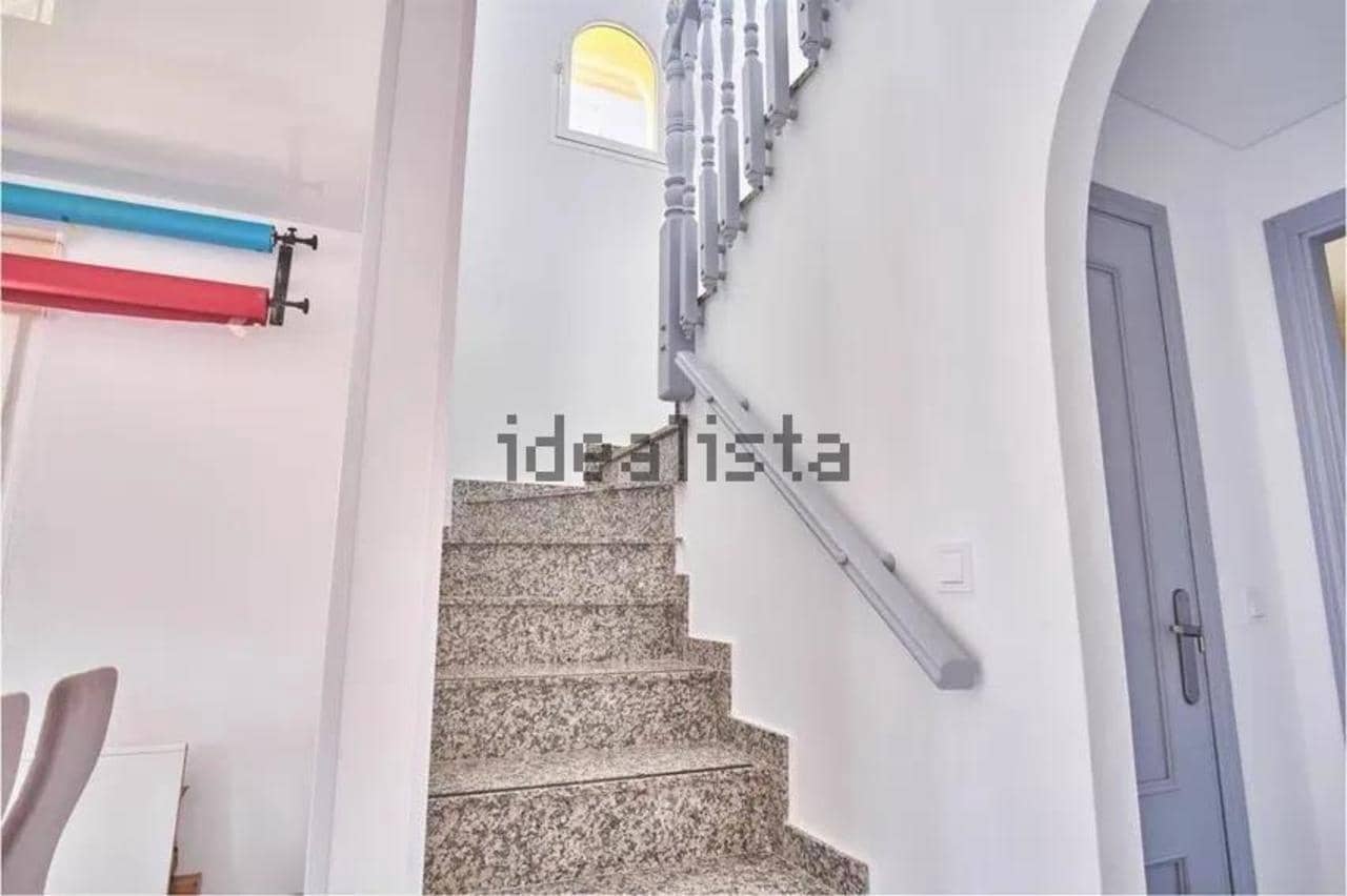 Chalet de 3 habitaciones en Los Montesinos en venta con garaje - 270.000 € (Ref: 10018293)