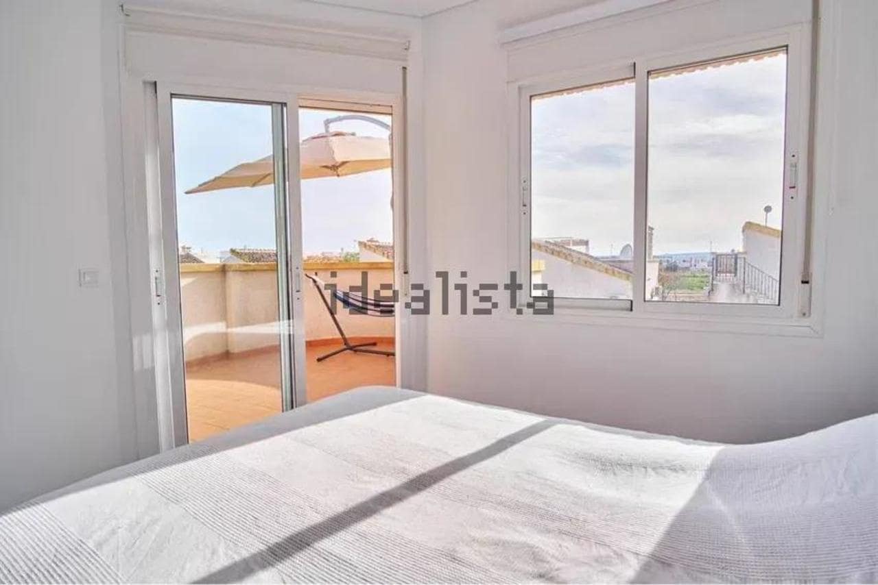 Chalet de 3 habitaciones en Los Montesinos en venta con garaje - 270.000 € (Ref: 10018293)