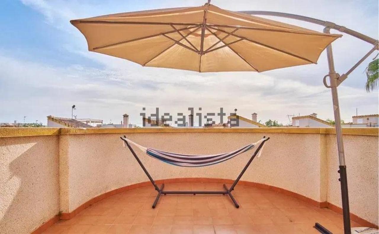 Chalet de 3 habitaciones en Los Montesinos en venta con garaje - 270.000 € (Ref: 10018293)