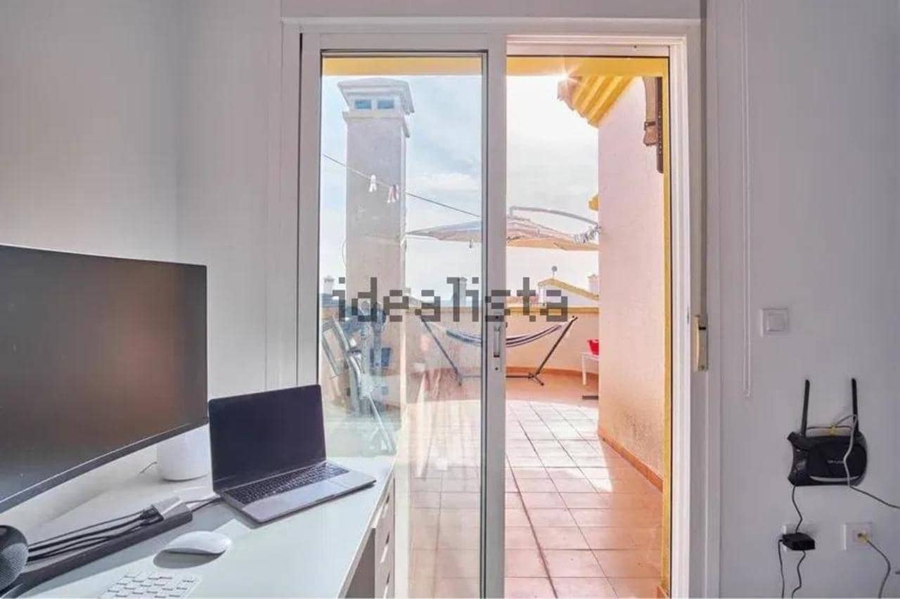 Chalet de 3 habitaciones en Los Montesinos en venta con garaje - 270.000 € (Ref: 10018293)