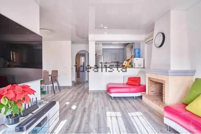 Chalet de 3 habitaciones en Los Montesinos en venta con garaje - 270.000 € (Ref: 10018293)
