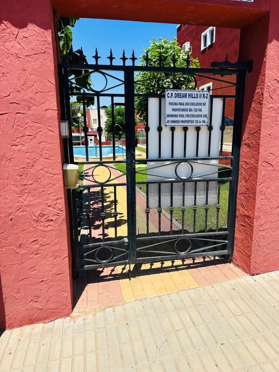 2 Zimmer Villa zu verkaufen in Orihuela Costa mit Pool Garage - 183.000 € (Ref: 10018294)