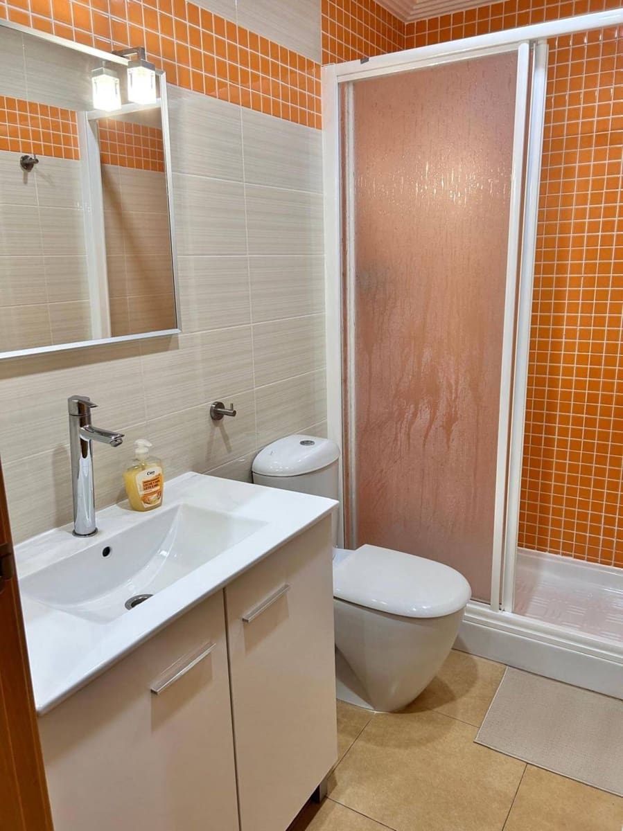 2 soveværelse Lejlighed til salg i Orihuela Costa med swimmingpool garage - € 220.000 (Ref: 10018295)