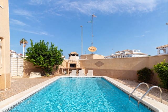 3 Zimmer Bungalow zu verkaufen in Dehesa de Campoamor, Orihuela mit Pool Garage - 339.000 € (Ref: 10018298)