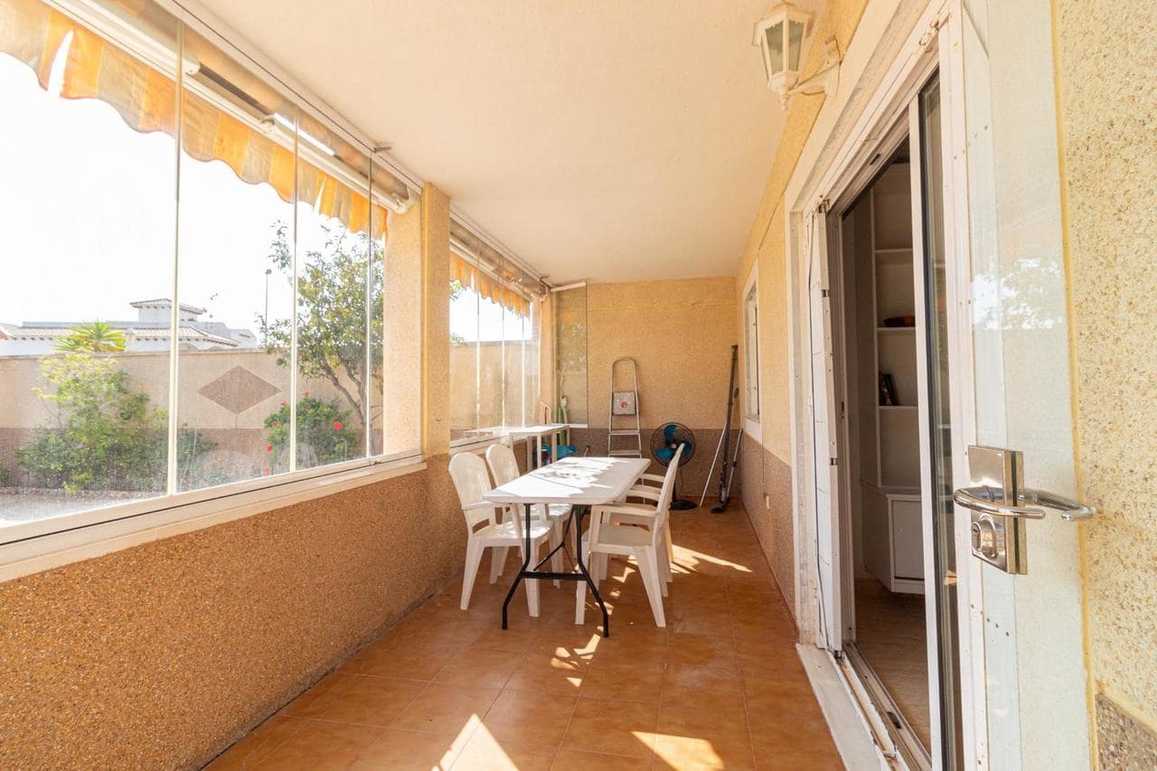 3 Zimmer Bungalow zu verkaufen in Orihuela Costa mit Pool Garage - 339.000 € (Ref: 10018298)