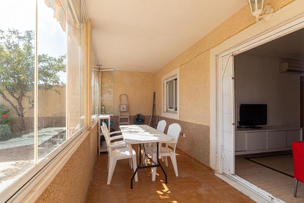 3 Zimmer Bungalow zu verkaufen in Orihuela Costa mit Pool Garage - 339.000 € (Ref: 10018298)