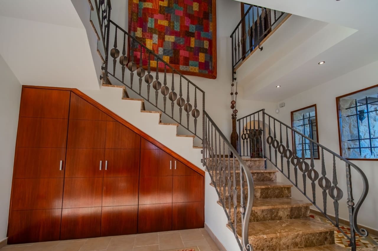 6 soveværelse Villa til salg i Torremendo med swimmingpool - € 2.250.000 (Ref: 10020302)