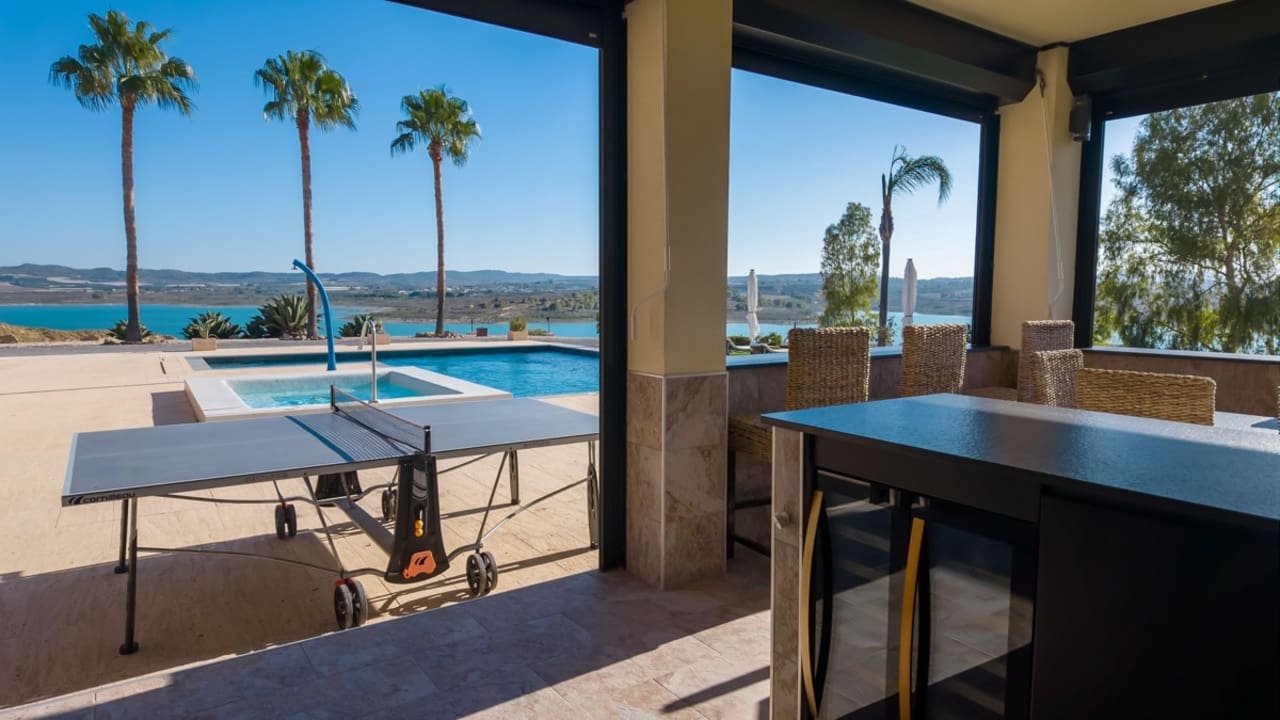 6 soveværelse Villa til salg i Torremendo med swimmingpool - € 2.250.000 (Ref: 10020302)
