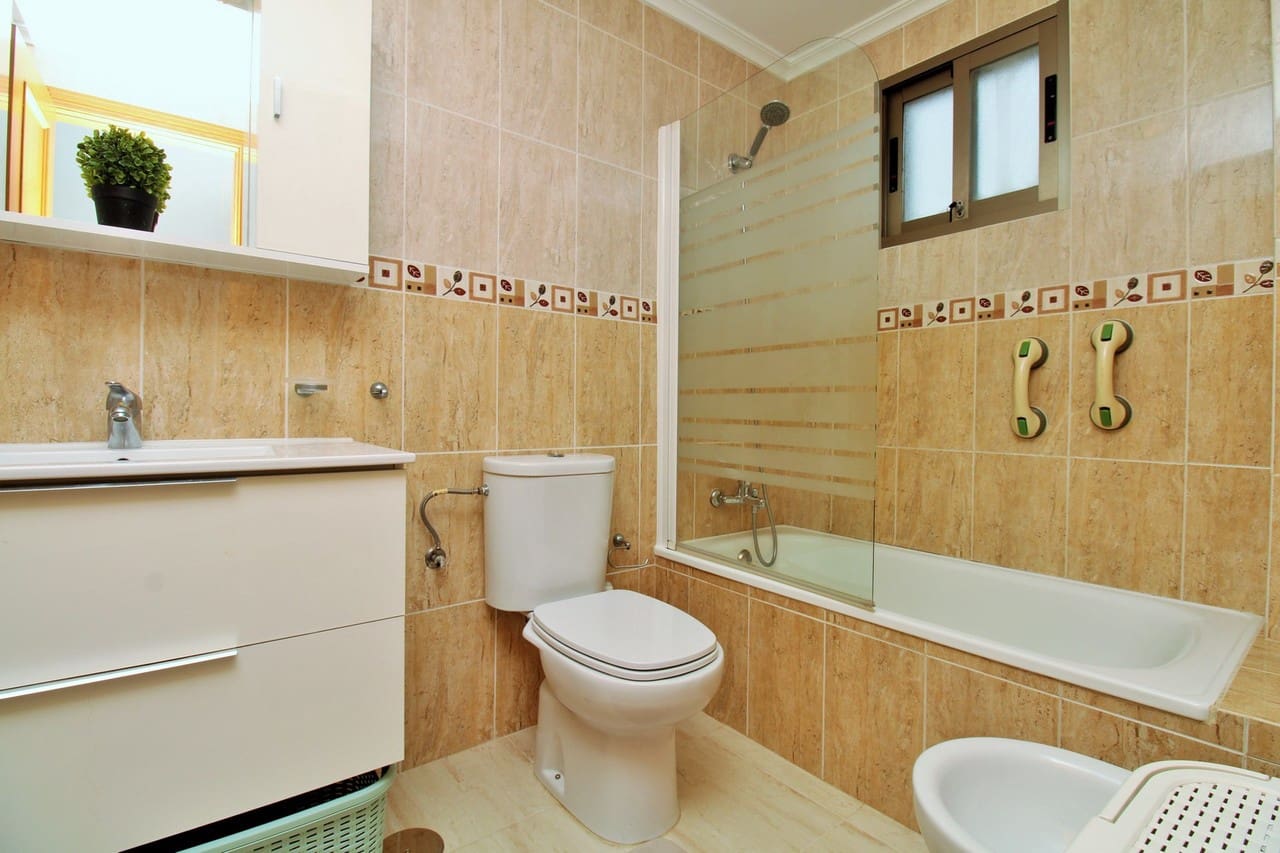 2 sypialnia Apartament na sprzedaż w San Miguel de Salinas z basenem - 154 950 € (Ref: 10022083)