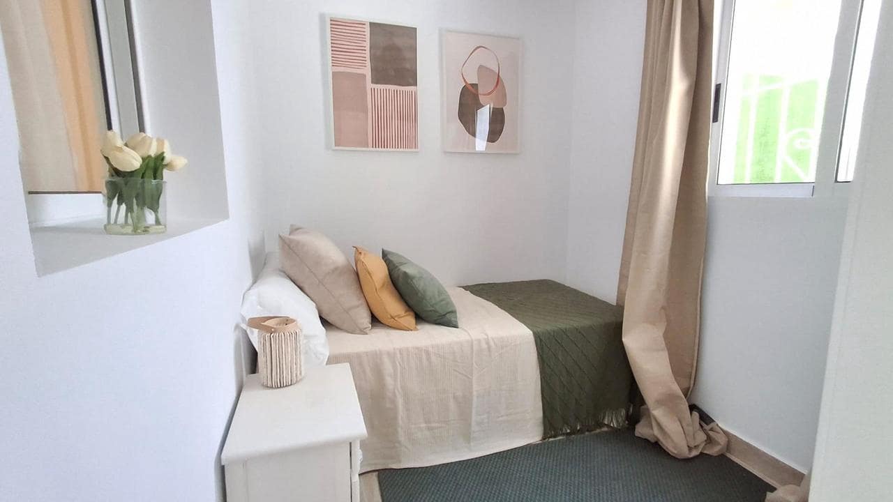 Casa de 3 habitaciones en Orihuela Costa en venta - 204.000 € (Ref: 10023647)