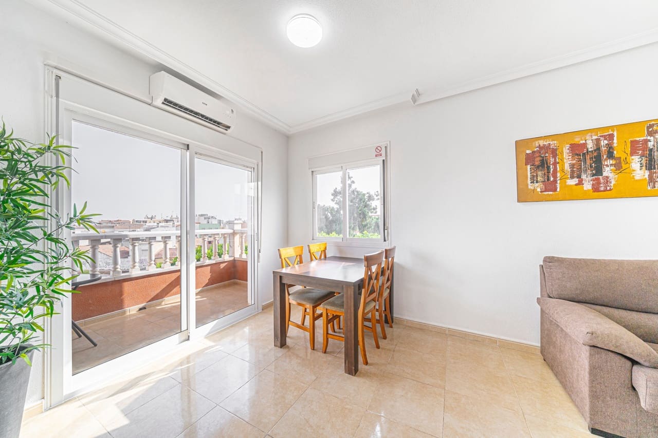 2 sovrum Lägenhet till salu i Ciudad Quesada med pool garage - 129 000 € (Ref: 10023650)