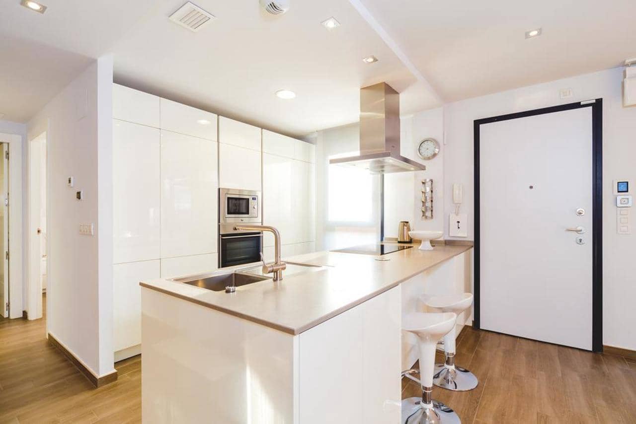 5 soveværelse Villa til salg i Torrevieja med swimmingpool garage - € 559.000 (Ref: 10023652)