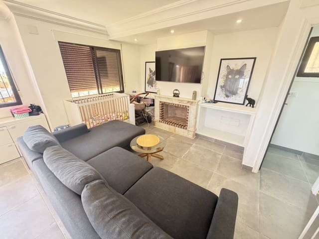 2 soverom Villa til salgs i Villamartin, Orihuela med svømmebasseng - € 218 000 (Ref: 10025191)