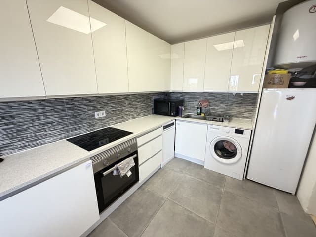 2 soverom Villa til salgs i Villamartin, Orihuela med svømmebasseng - € 218 000 (Ref: 10025191)