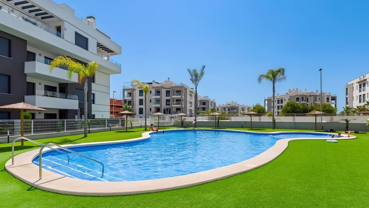 2 soveværelse Lejlighed til salg i Villamartin med swimmingpool garage - € 255.900 (Ref: 10025201)