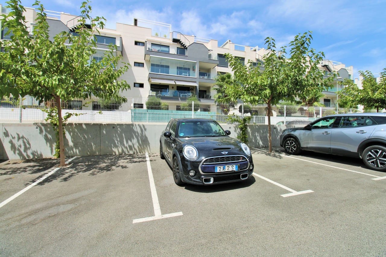 2 soveværelse Lejlighed til salg i Villamartin med swimmingpool garage - € 255.900 (Ref: 10025201)