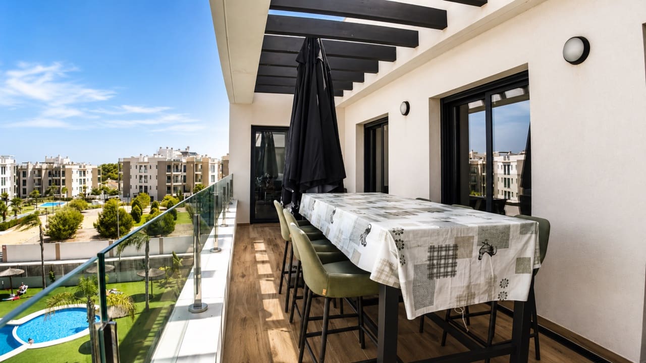 3 Zimmer Penthouse zu verkaufen in Orihuela Costa mit Pool Garage - 385.000 € (Ref: 10026893)