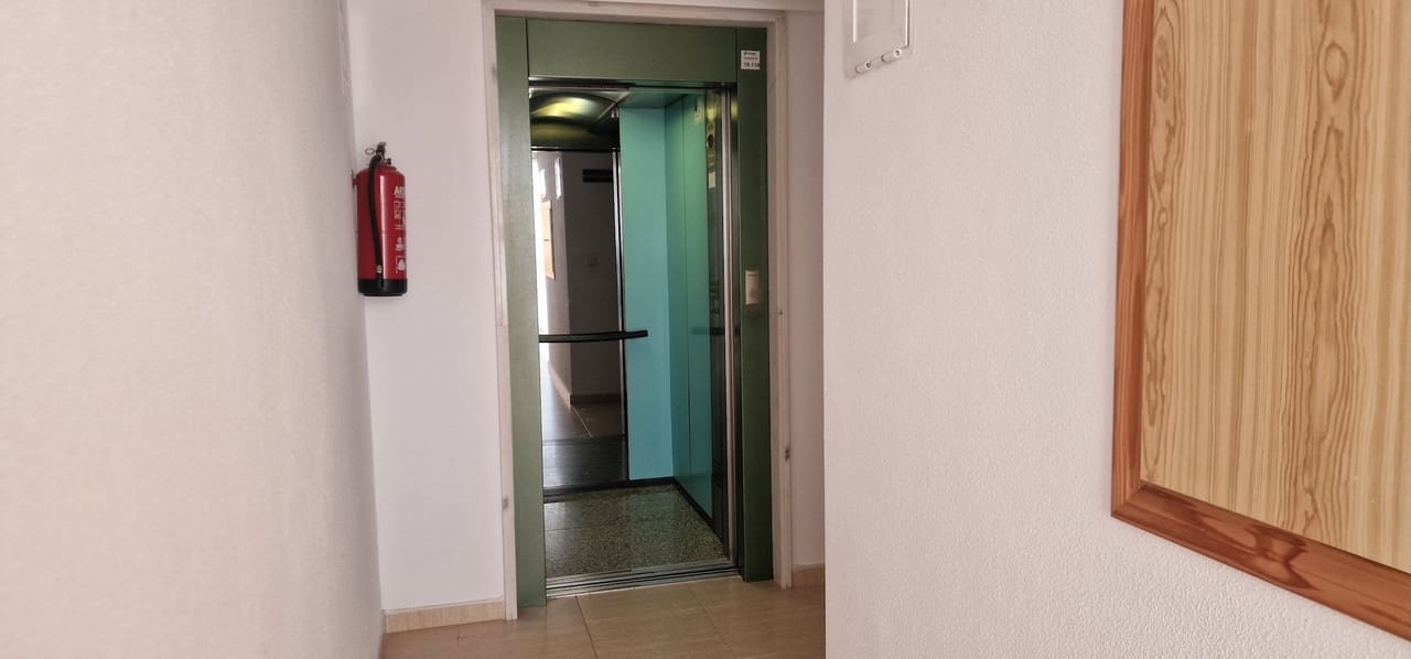 1 soveværelse Lejlighed til salg i Guardamar del Segura - € 130.000 (Ref: 10026896)