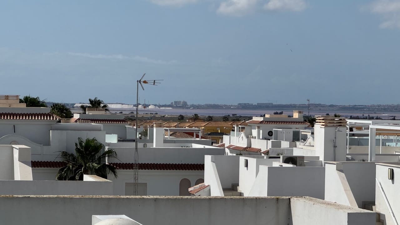 2 slaapkamer Villa te koop in Ciudad Quesada met zwembad garage - € 299.950 (Ref: 10026912)