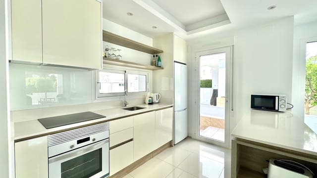 2 slaapkamer Villa te koop in Ciudad Quesada, Rojales met zwembad garage - € 299.950 (Ref: 10026912)
