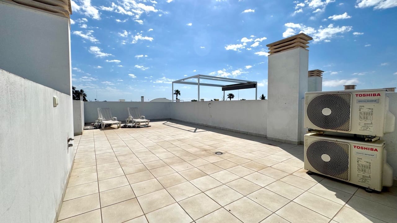 2 slaapkamer Villa te koop in Ciudad Quesada met zwembad garage - € 299.950 (Ref: 10026912)