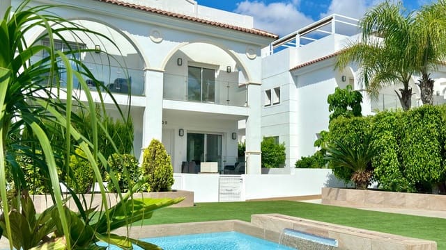 2 slaapkamer Villa te koop in Ciudad Quesada, Rojales met zwembad garage - € 299.950 (Ref: 10026912)