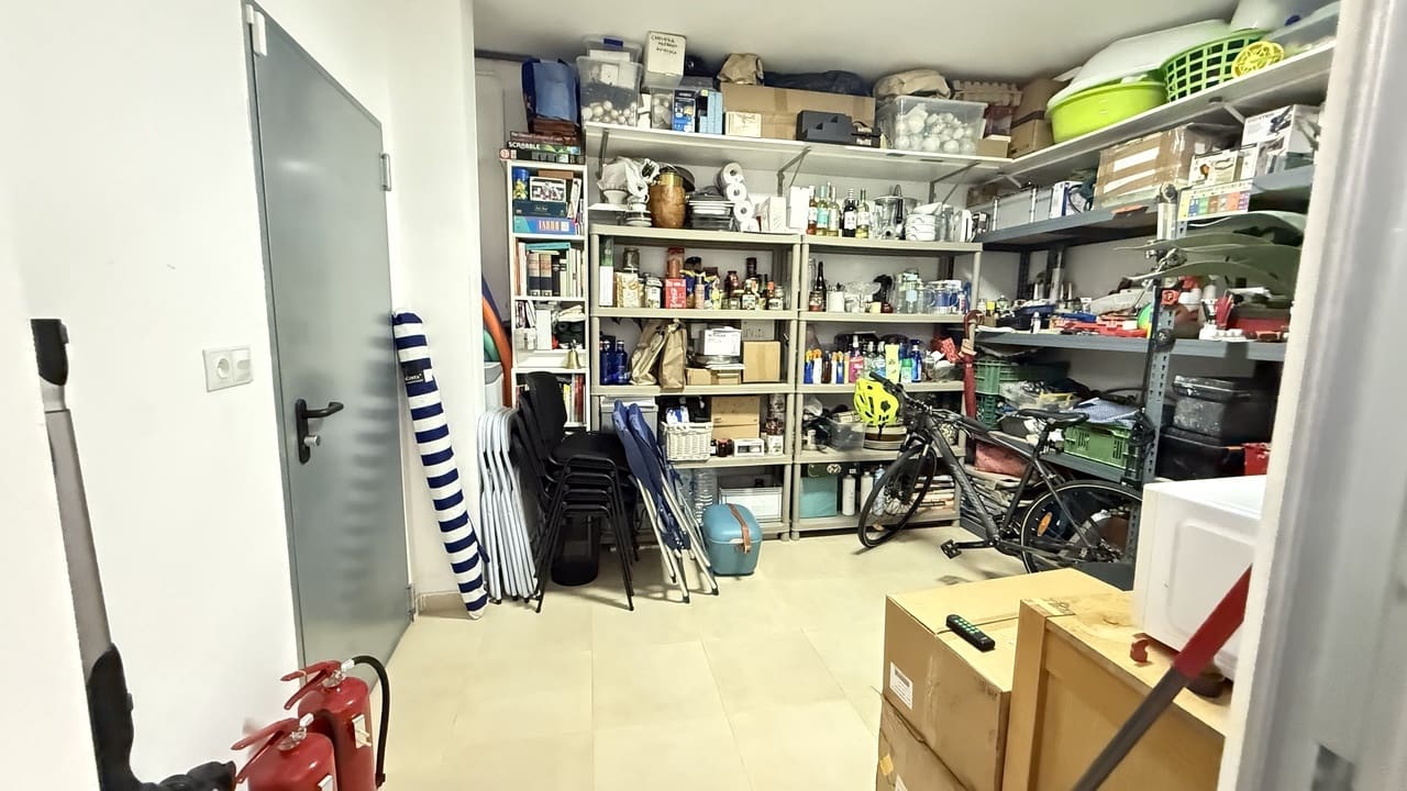 3 makuuhuone Omakotitalo myytävänä paikassa Cabo Roig mukana uima-altaan 
autotalli - 395 000 € (Ref: 10027829)