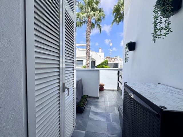 3 soveværelse Byhus til salg i Cabo Roig, Orihuela med swimmingpool garage - € 349.900 (Ref: 10027830)