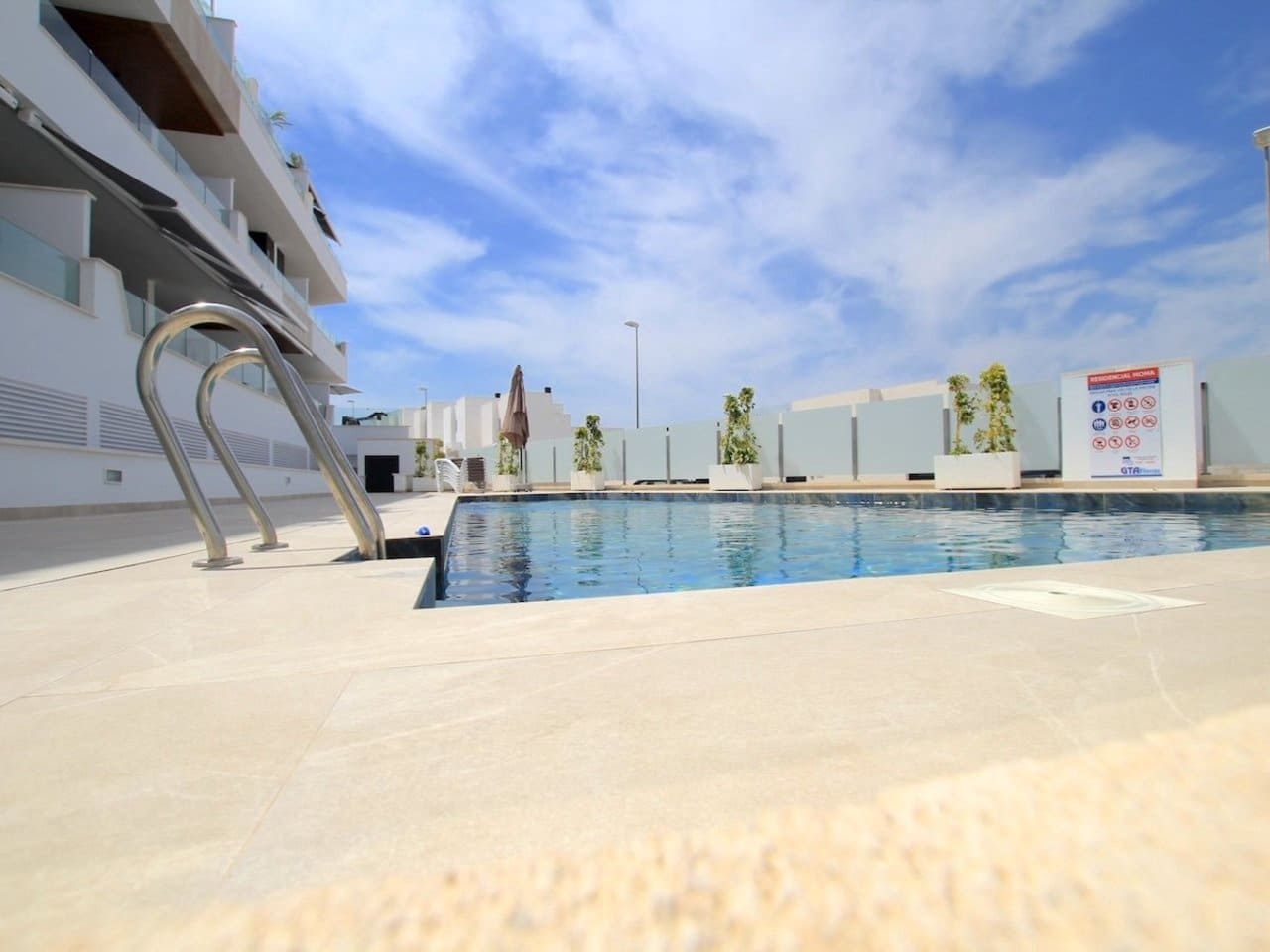 2 bedroom Apartment for sale in Benijofar with pool - € 285,000 (Ref: 10027834)