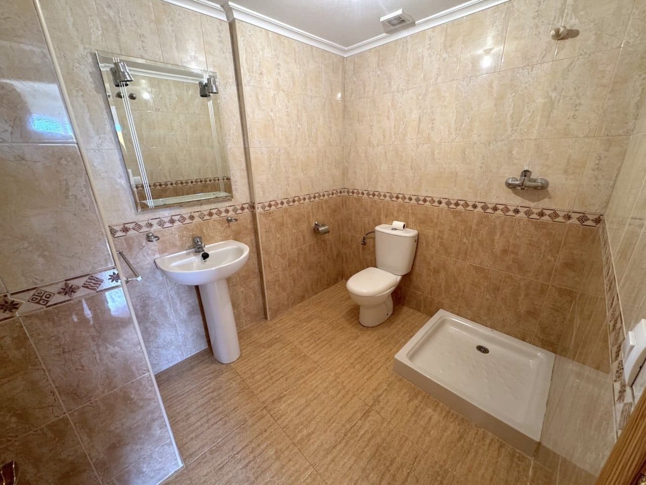 2 Zimmer Apartment zu verkaufen in Formentera del Segura mit Pool Garage - 129.000 € (Ref: 10027835)