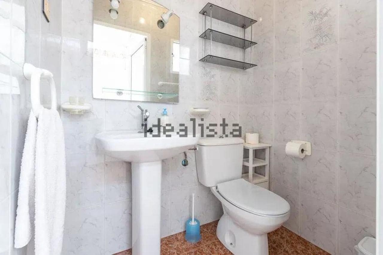 Chalet de 2 habitaciones en San Pedro del Pinatar en venta con garaje - 150.000 € (Ref: 10029198)