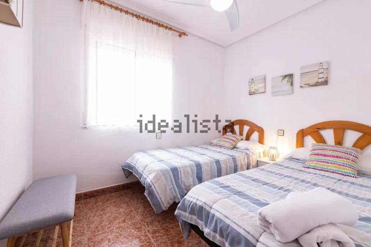 Chalet de 2 habitaciones en San Pedro del Pinatar en venta con garaje - 150.000 € (Ref: 10029198)