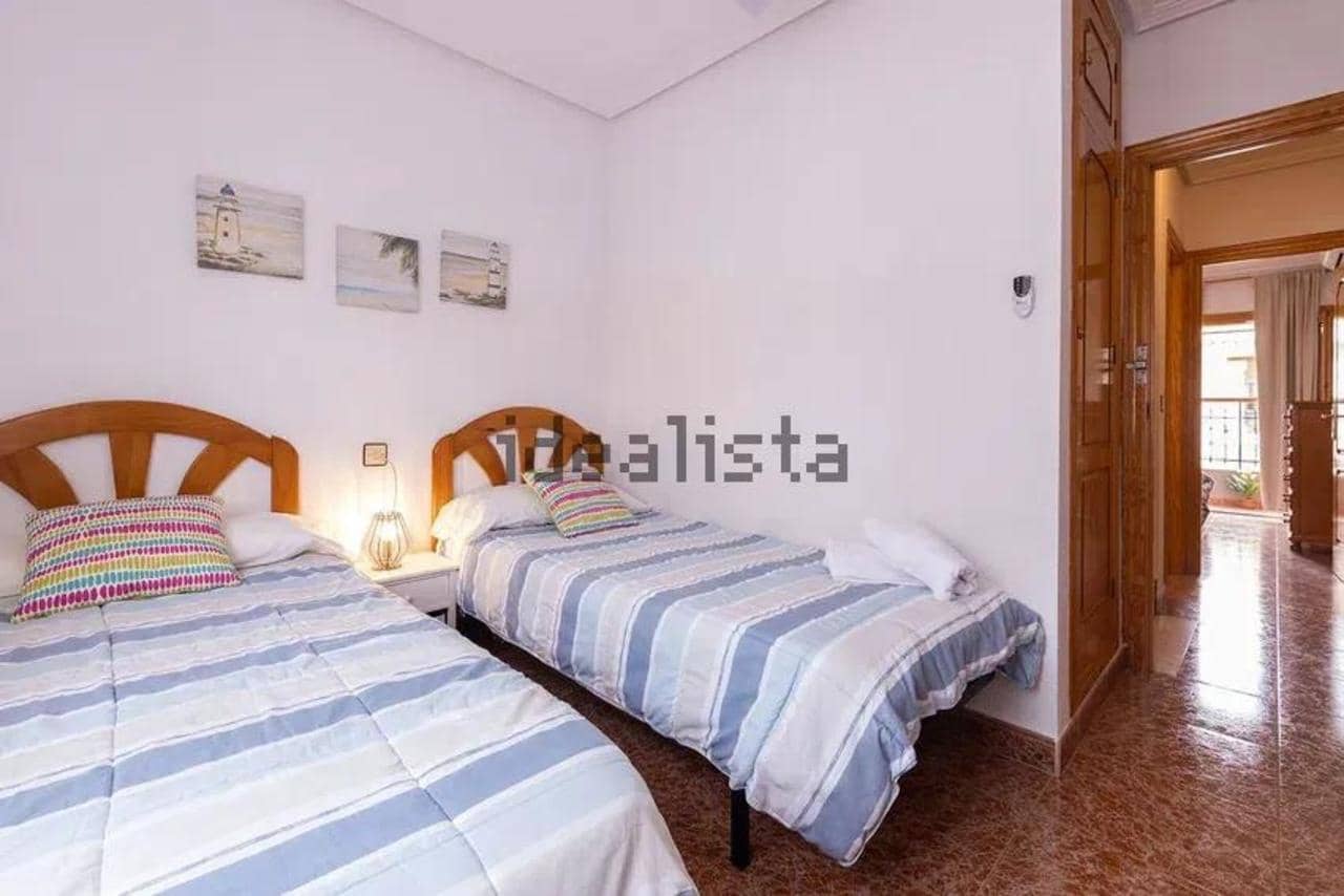 Chalet de 2 habitaciones en San Pedro del Pinatar en venta con garaje - 150.000 € (Ref: 10029198)